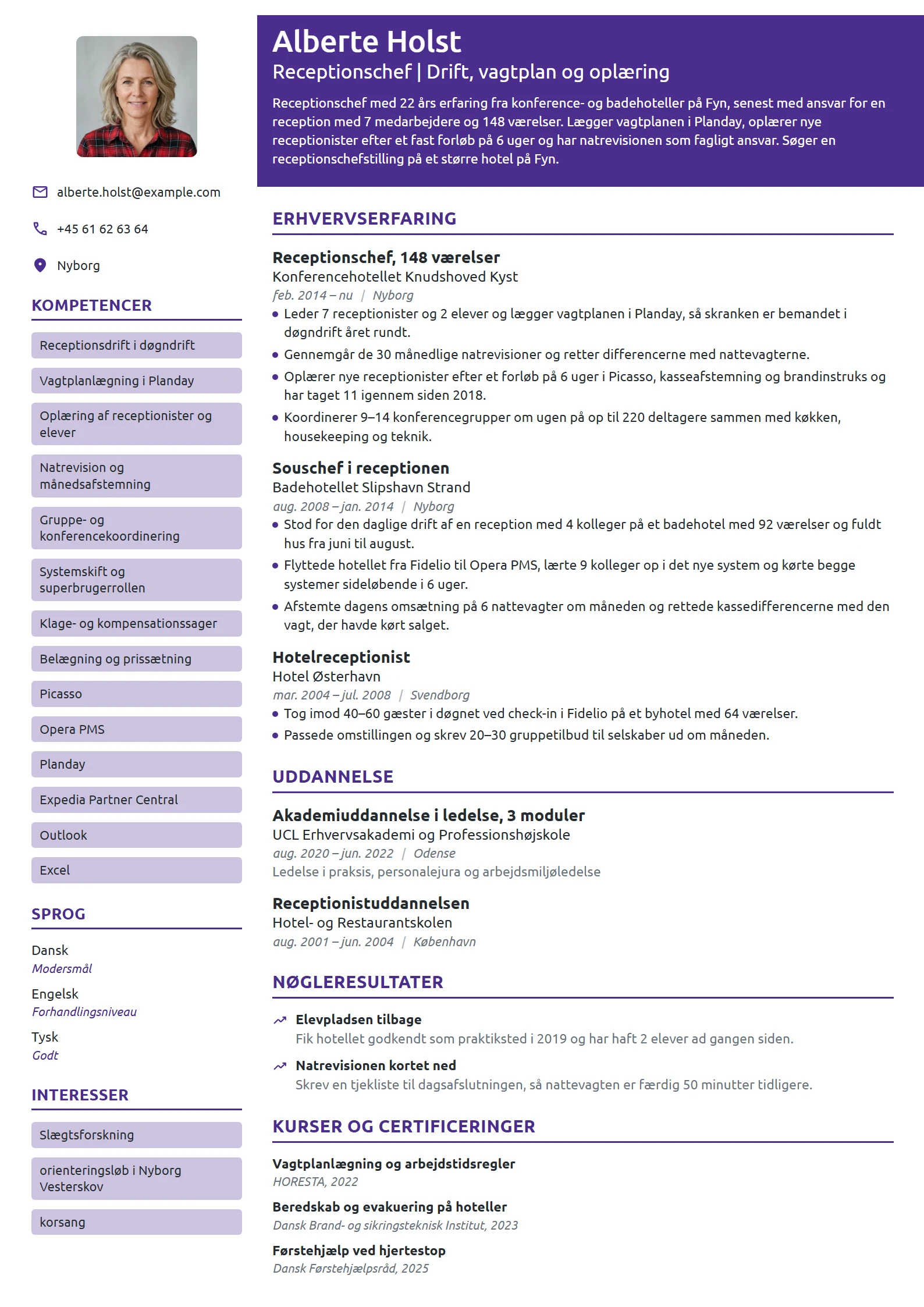CV-eksempel til receptionschef på konferencehotel