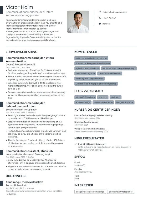 CV-eksempel til kommunikationsmedarbejder i industrien