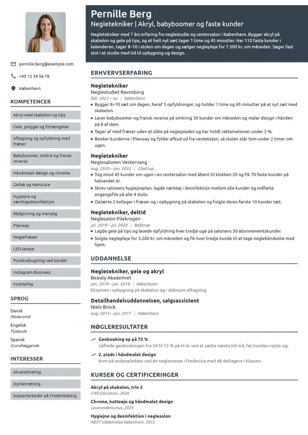 CV-eksempel til erfaren negletekniker i neglestudie